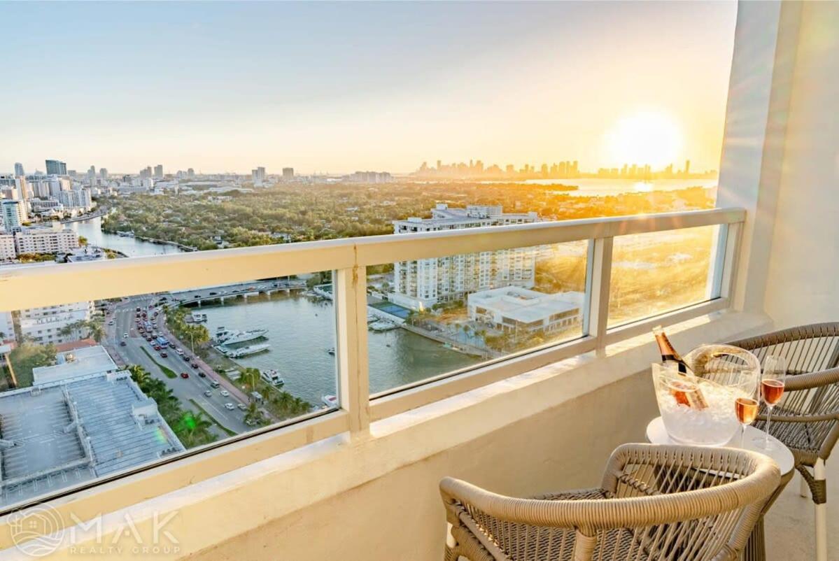 Fontainebleau High Floor W Ocean Views Ferienhaus Miami Beach
